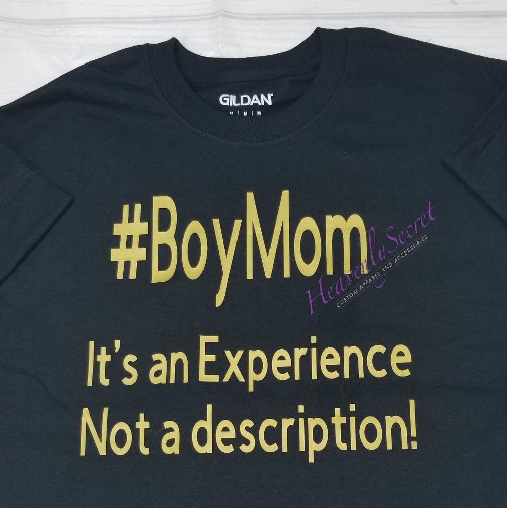 #BoyMom T-Shirt